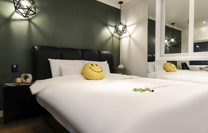 Bedroom 4, Gwangju Geumho Myeongpum, Gwangsan
