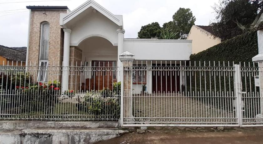 Exterior & Views 1, Vila murah di dekat kawasan wisata lembang, Cimahi