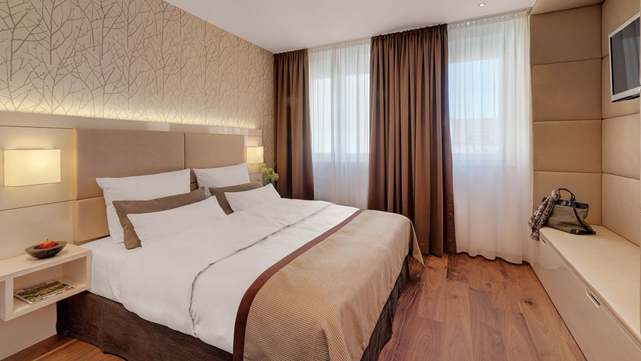 Bedroom 3, Boutique Hotel Atrium, München