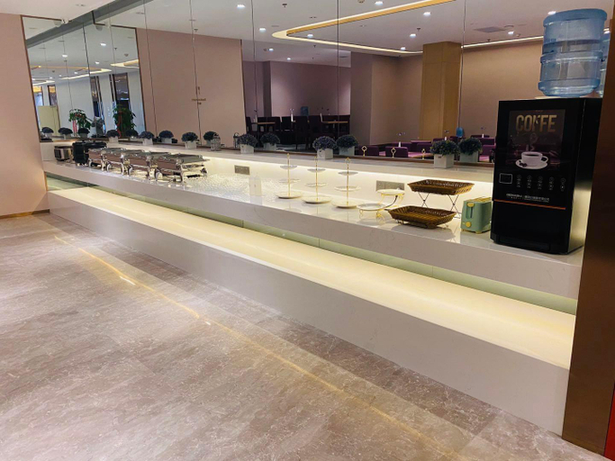 Food & Drinks 4, Lavande Hotel Changchun Gaoxin Jilin University, Changchun