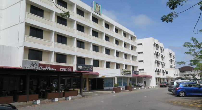 Exterior & Views 1, Sea View Resort Hotel & Apartments, Kuala Belait