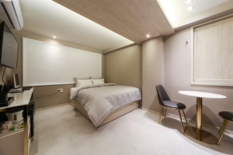 Bedroom 3, Busan Minam SS, Dongnae