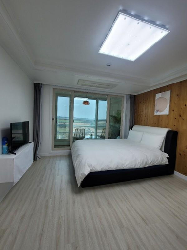 Bedroom 2, Jeju Udo Ara Pension, Seogwipo