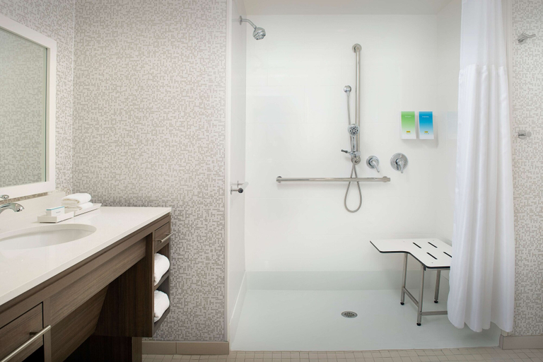 Bathroom 5, Home2 Suites by Hilton Orlando Downtown, Orange