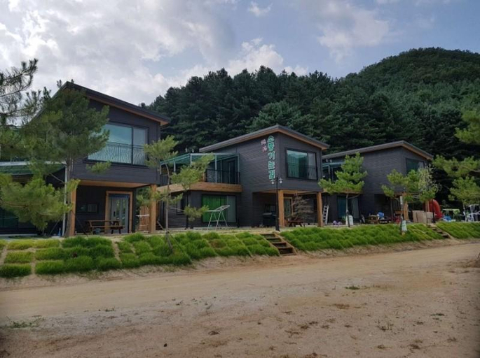 Exterior & Views 4, Hongcheon Alpaca Picnic Pension, Hongcheon