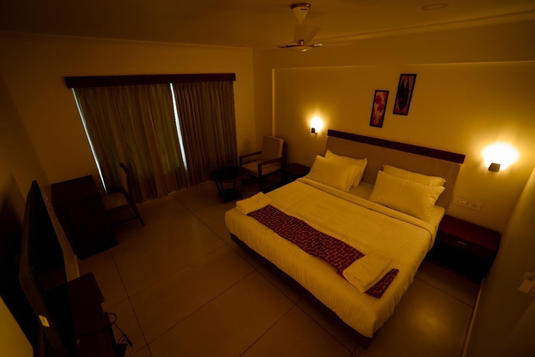 Bedroom 4, Kkm International, Thiruvananthapuram