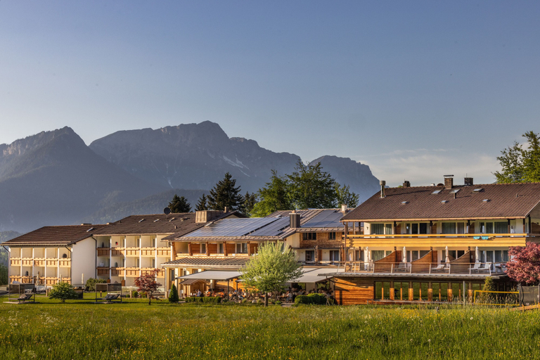 Exterior & Views 2, Alm- & Wellnesshotel Alpenhof, Berchtesgadener Land