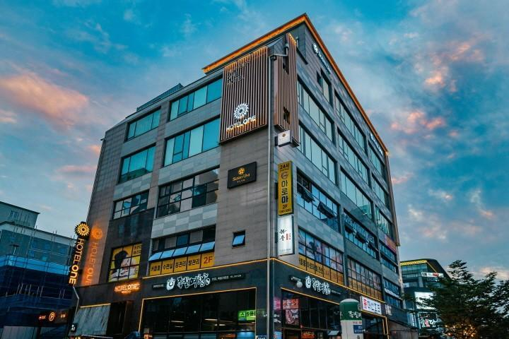 Jeonju Hyeoksindosi Hotel One, Wanju