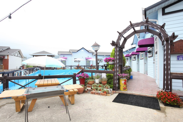 5, Buan Byeonsan Masil Pension, Buan