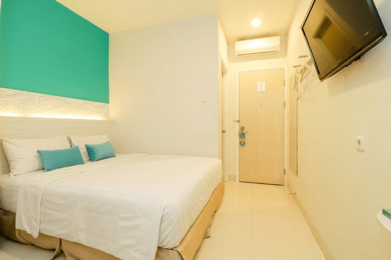 Bedroom 3, Makassar Beach Inn, Makassar