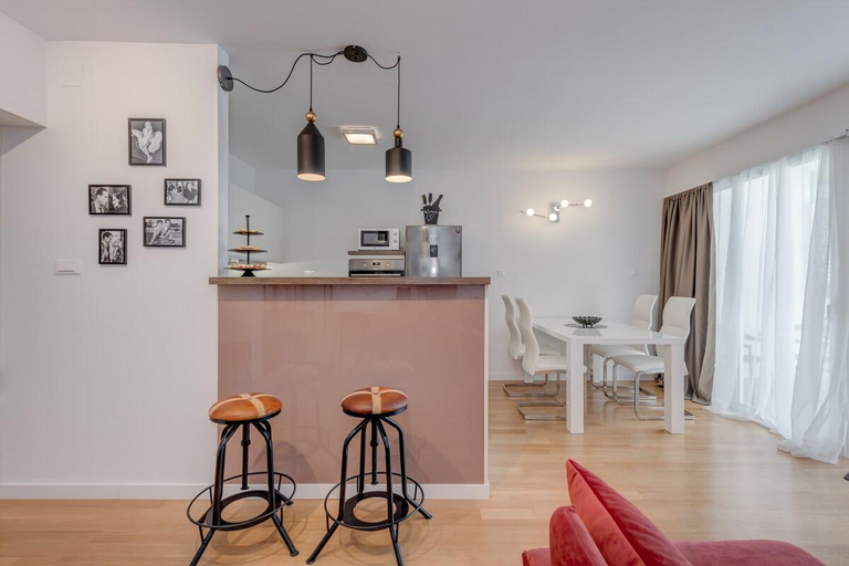 Others 4, Paparazzi Apartment - SeaView + Free parking, Split