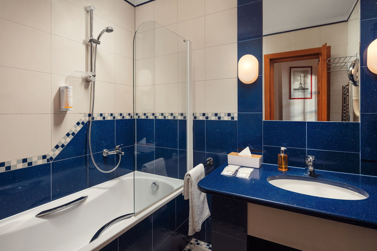 Bathroom 4, Villa Smetana Spa & Wellness Resort, Karlovy Vary