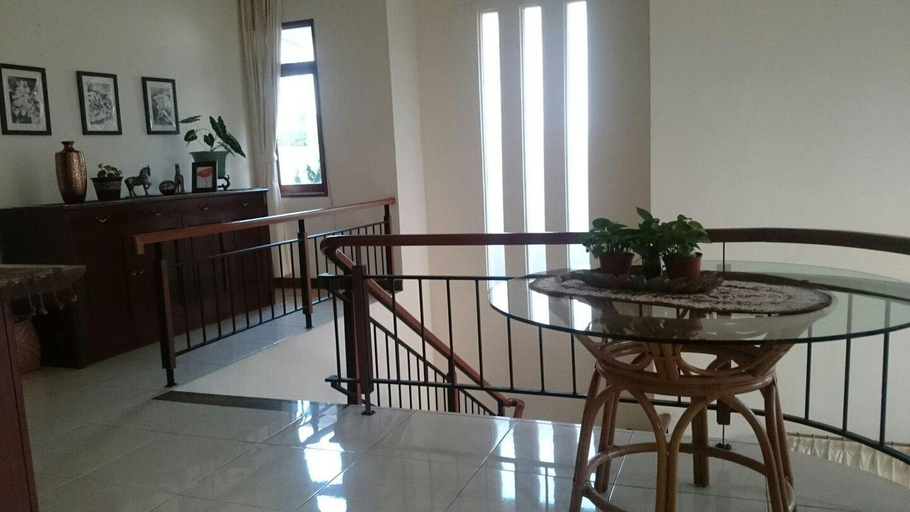 Others 3, Villa Rumah Kita (5 rooms), Bandung