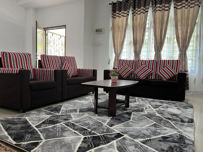 Others 3, De’ Pontian Homestay , Pontian