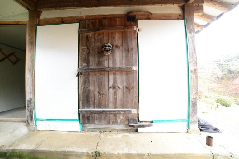 Interior view 5, Andong Isangru Gotaek, Andong