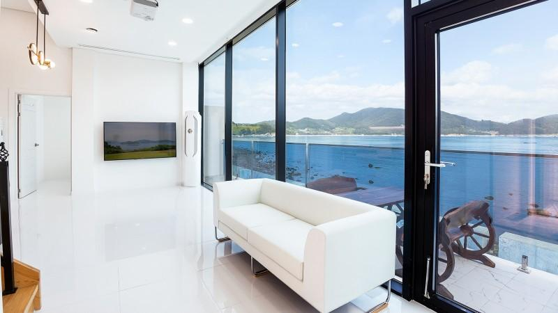 1, Namhae Infinity South Ocean Pension, Namhae
