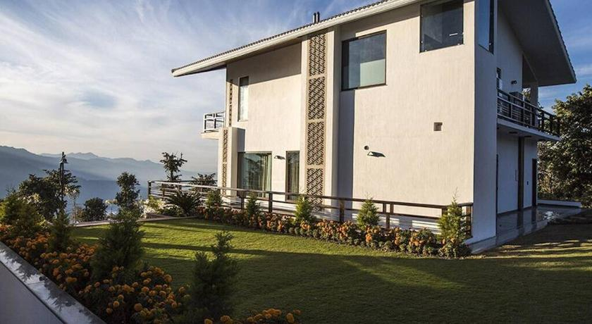 An extravagant Pushp villa overlooking the Ganges, Tehri Garhwal