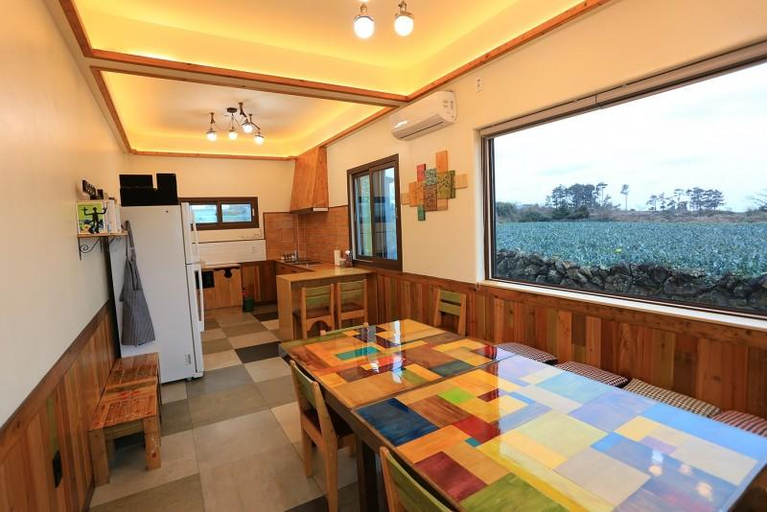 Others 2, Jeju Daljak Pension, Jeju