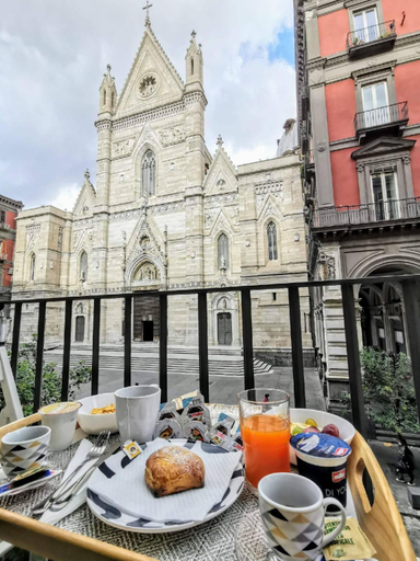 Food & Drinks 5, Duomo Relais 152 Napoli, Napoli