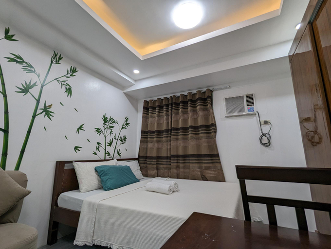Bedroom 1, A Romantic place @ Mplace +Unliwifi+Pool Extra ₱ay, Quezon City