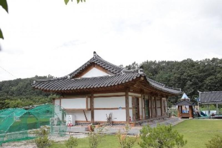 Exterior & Views, Wanju Sirangol Hanok B&B (Siboheon), Wanju