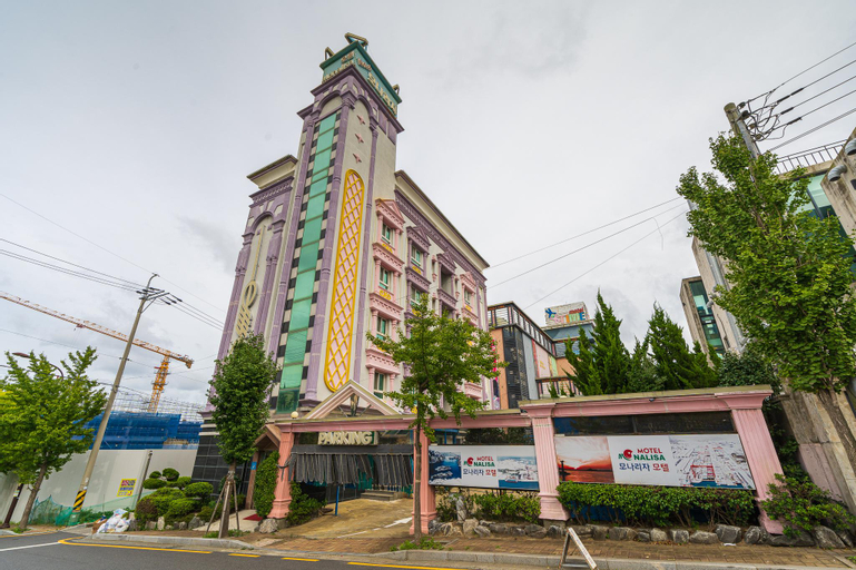 Ulsan Ilsan Mona Lisa, Dong