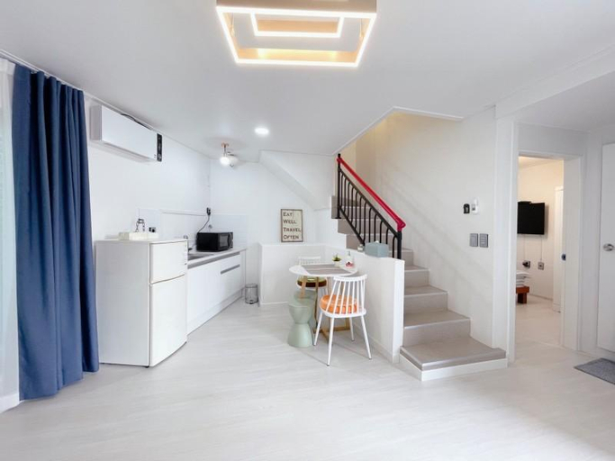 2, Sokcho Petitte House Pension, Goseong