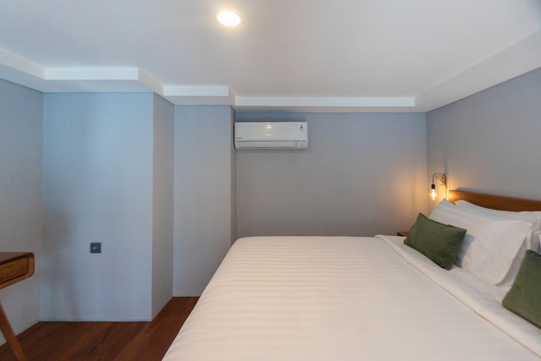Bedroom 18