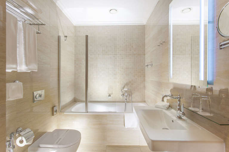 Bathroom 5, Luxury Spa Hotel OLYMPIC PALACE, Karlovy Vary