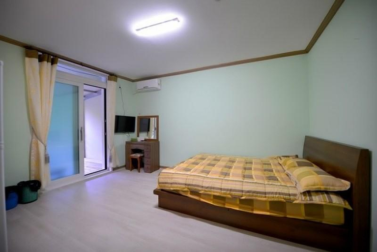 Bedroom, Namwon Jirisan Valley Pension, Namwon