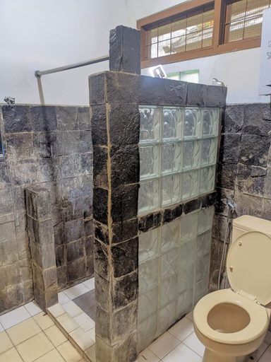 Bathroom 4, Villa Jepang Kota Bunga by Nooryani, Bogor