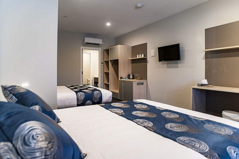 Bedroom 12