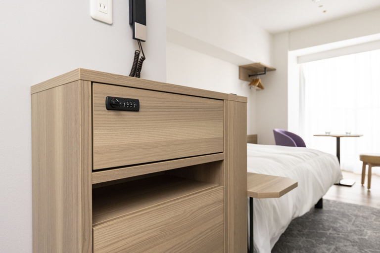 Bedroom 16
