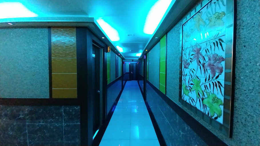 Interior view 3, Tongyeong Hangnam-dong Queen, Tongyeong