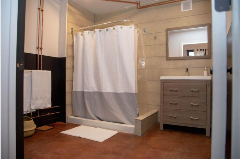 Bathroom 6