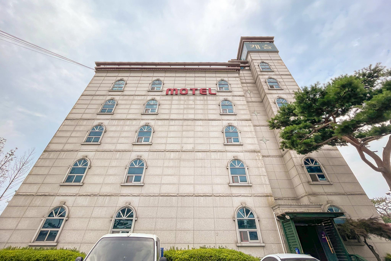 Exterior & Views 4, Yongin Castle Motel, Yongin