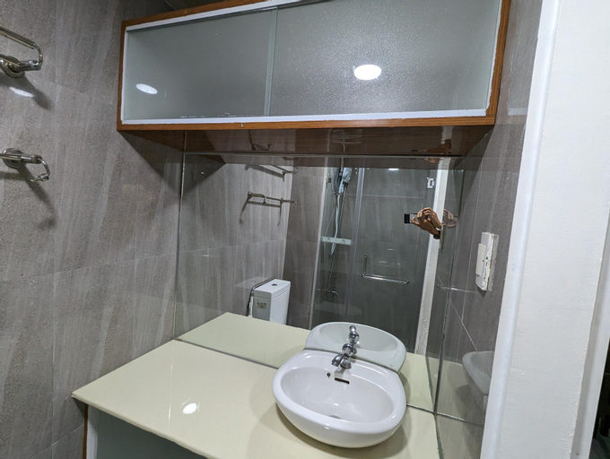 Bedroom 2, A Romantic place @ Mplace +Unliwifi+Pool Extra ₱ay, Quezon City