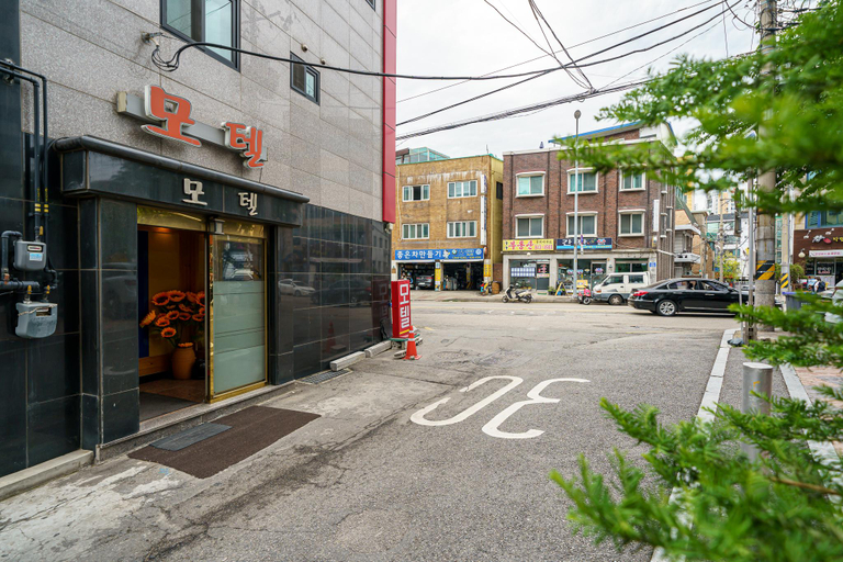 Exterior view 2, Shindaebang Min Motel, Yeongdeungpo