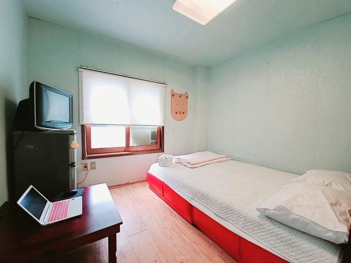 4, Nanhae KJ Pension, Namhae