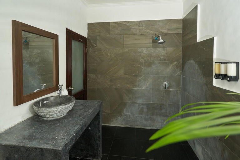 Bathroom 2, CASA JINAH 2 | Twin Villas (2BR) in Bidadari, Badung