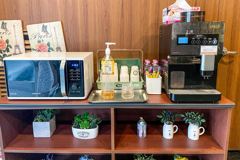 Others, Yongin Castle Motel, Yongin