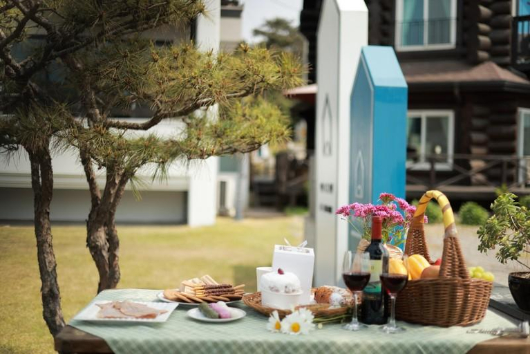Food & Drinks, Boryeong Badanoeul Pension, Boryeong