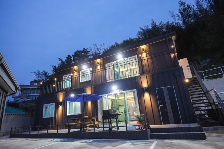 5, Geojedo Look Kids Spa Pension, Geoje