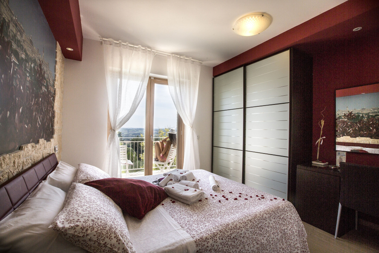 Bedroom 3, Holiday Residence Belohorizonte, Macerata