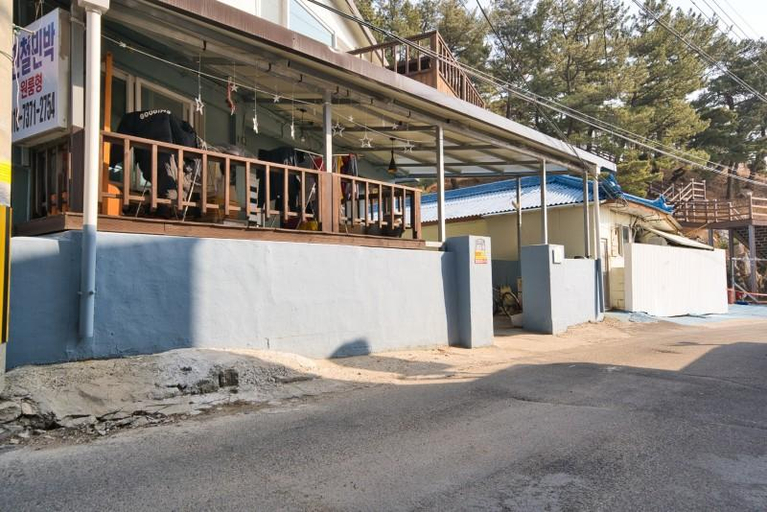 Exterior & Views 1, Goseong Min Cheol-min Park Pension, Goseong