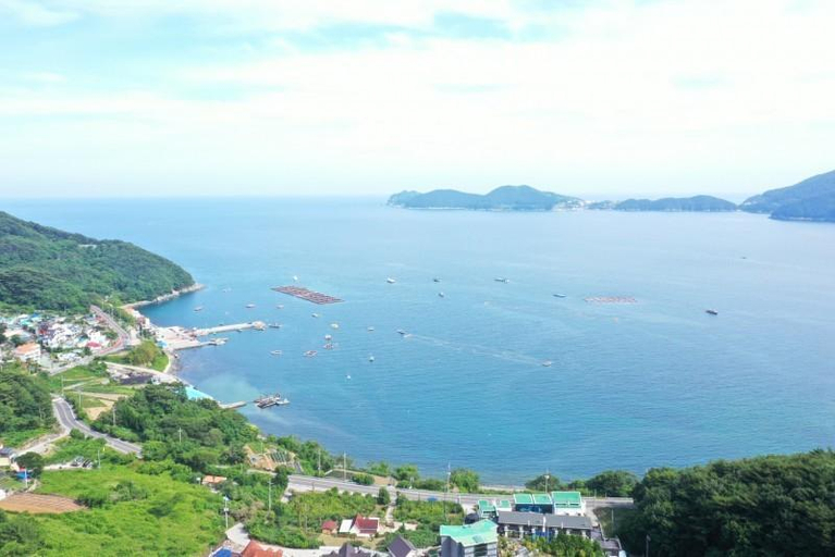 Others 3, Geojedo Bada Memory Pension, Geoje