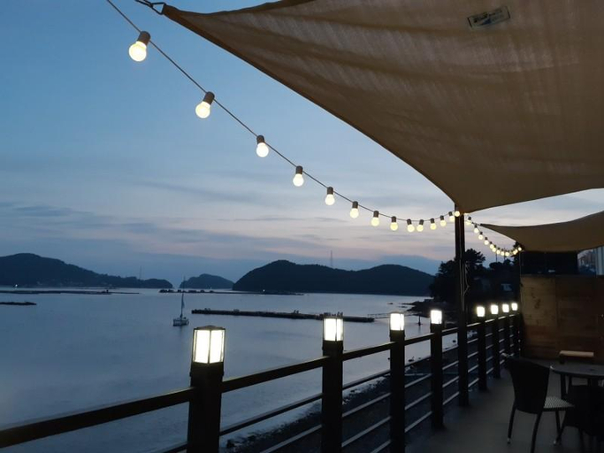 Others 2, Tongyeong One Day in Dangpo Pension, Tongyeong