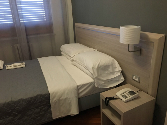 Bedroom 18