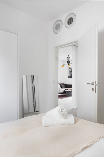 Bedroom 3, Elegant 2BD Apartment in Jaffa Area