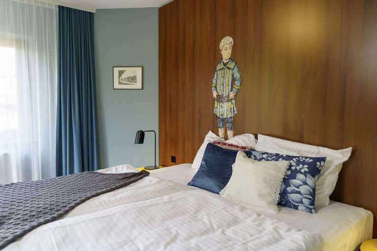 Bedroom 9